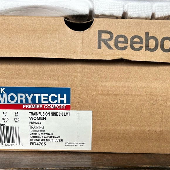 Women’s Reebok Trainers, size 7 - Picture 2 of 4